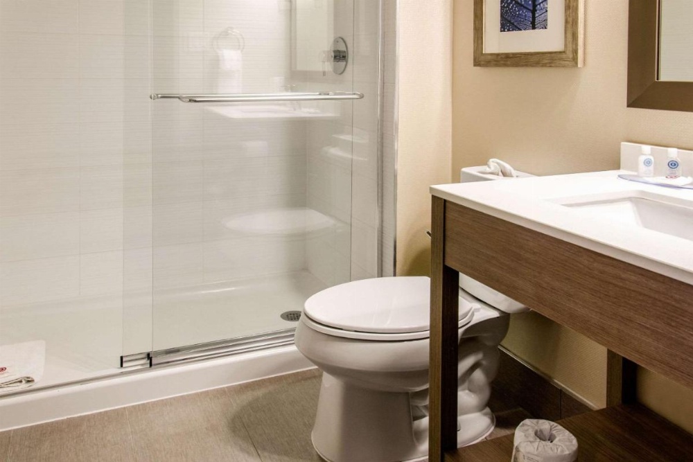 Room image 5